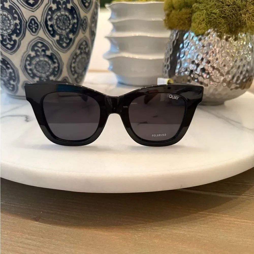 ⭐️ QUAY After Hours Square Sunglasses POLARIZED - Picture 2 of 7